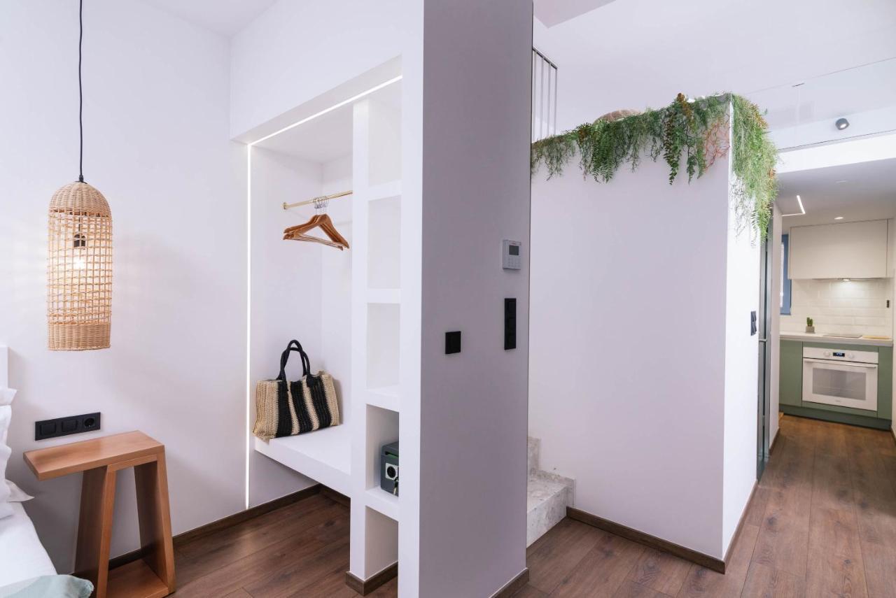 Suites De Luxe Katerina Kokkinos Pyrgos Exterior foto
